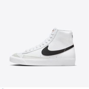 Nike Blazer Mid '77